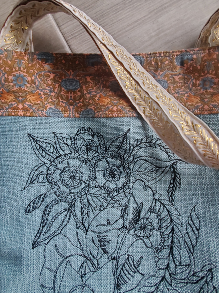 Calla-Lily-Computer-detail-bag-Jen's-Bag-embroidered-bag